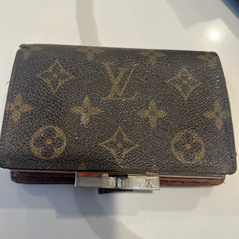 LV wallet